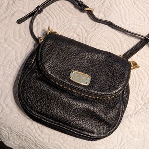 Micheal Kors mini Bedford pebbled leather crossbody bag. EUC.